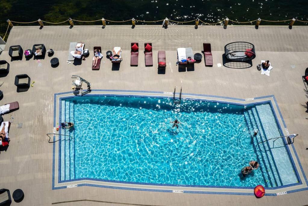 2Bd 2Ba Condo @Beachwalk Resort W/Pool Hallandale Beach Zewnętrze zdjęcie