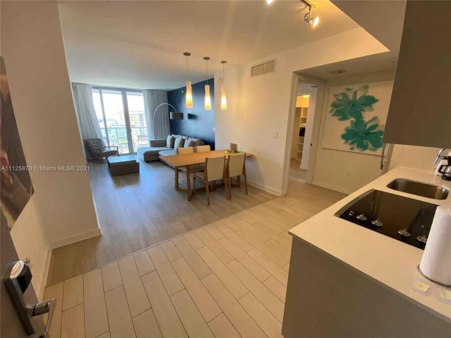 2Bd 2Ba Condo @Beachwalk Resort W/Pool Hallandale Beach Zewnętrze zdjęcie
